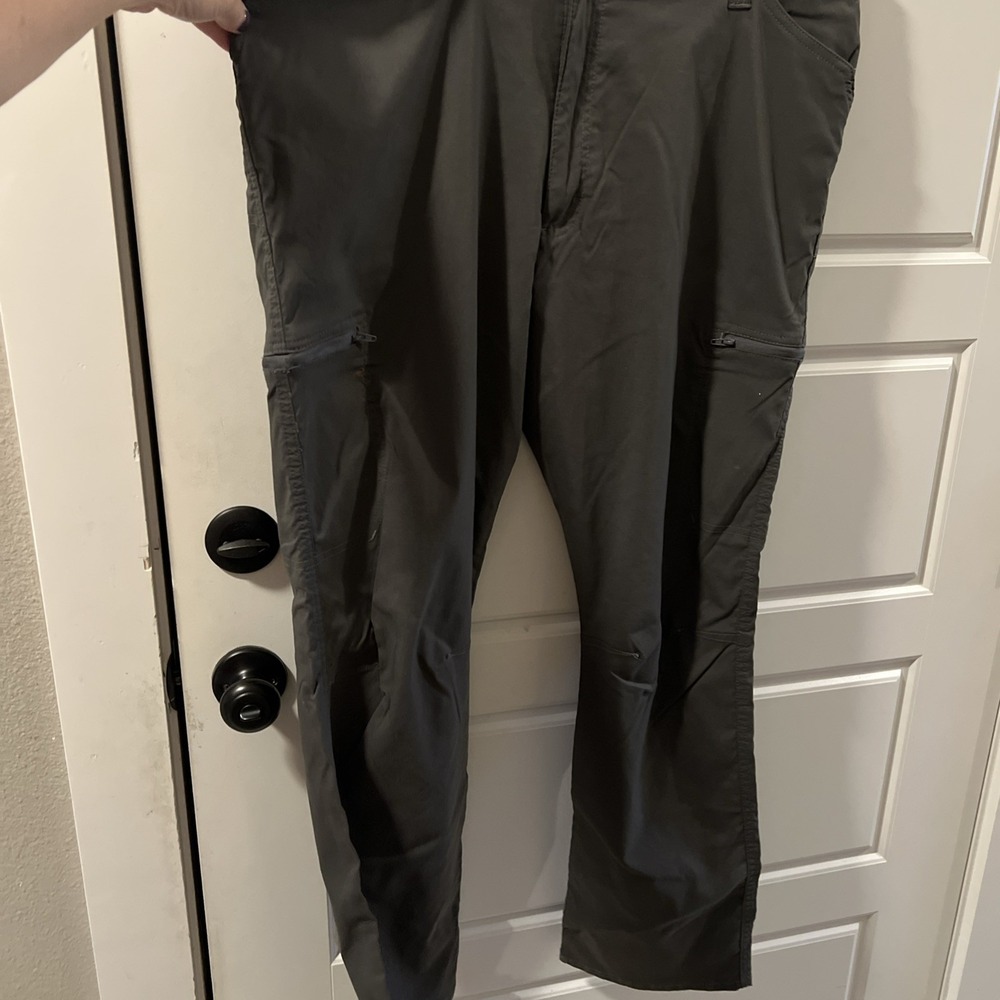 Wrangler men's Cargo Pants 40/30